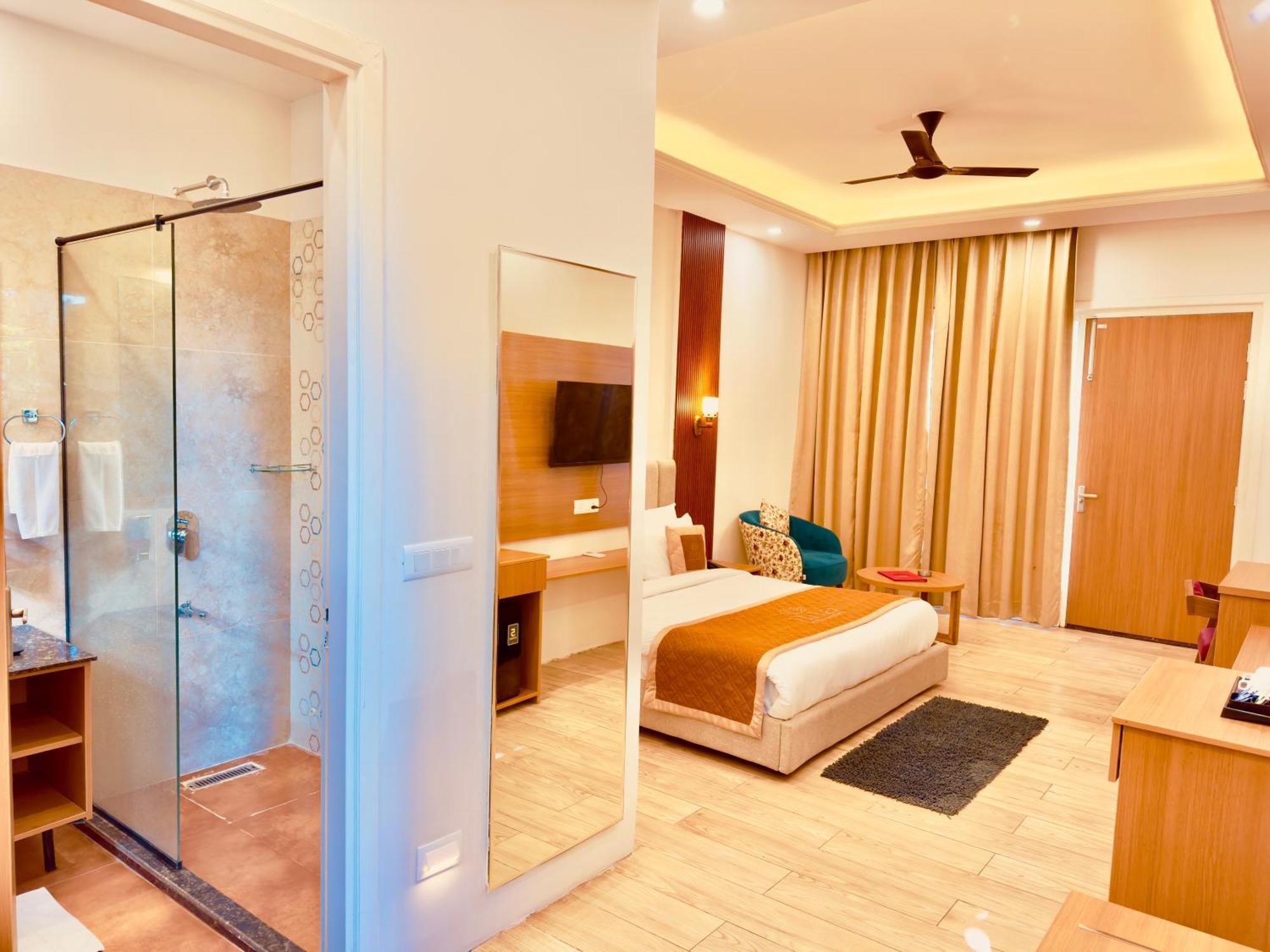 Forest Creek Resort Kiari - A Luxury 4 Star Resort Ramnagar  Bagian luar foto