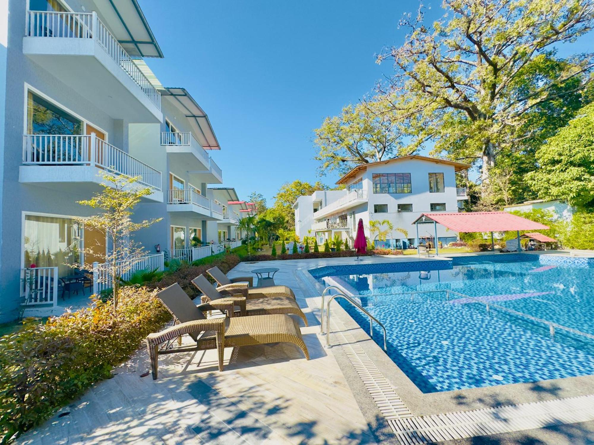 Forest Creek Resort Kiari - A Luxury 4 Star Resort Ramnagar  Bagian luar foto